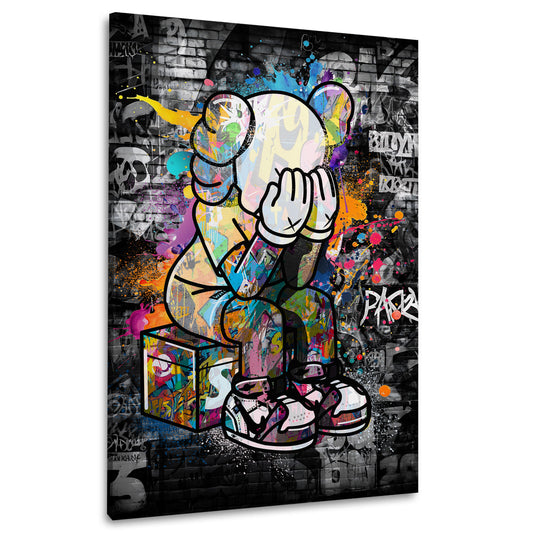 Wandbild Kunstwerk bunte Figur im Graffiti Pop Art Stil vor Ziegelwand