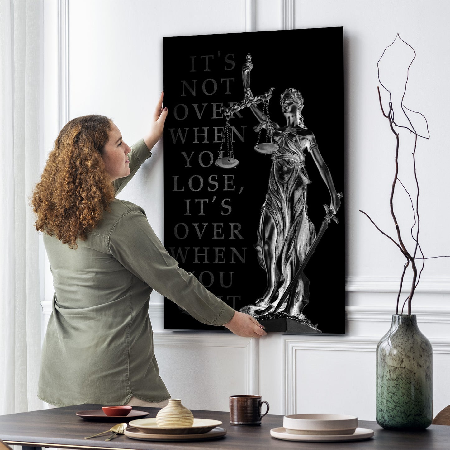 Wandbild Kunstwerk Justitia, IT Is Not Over When You Lose, Silver Edition